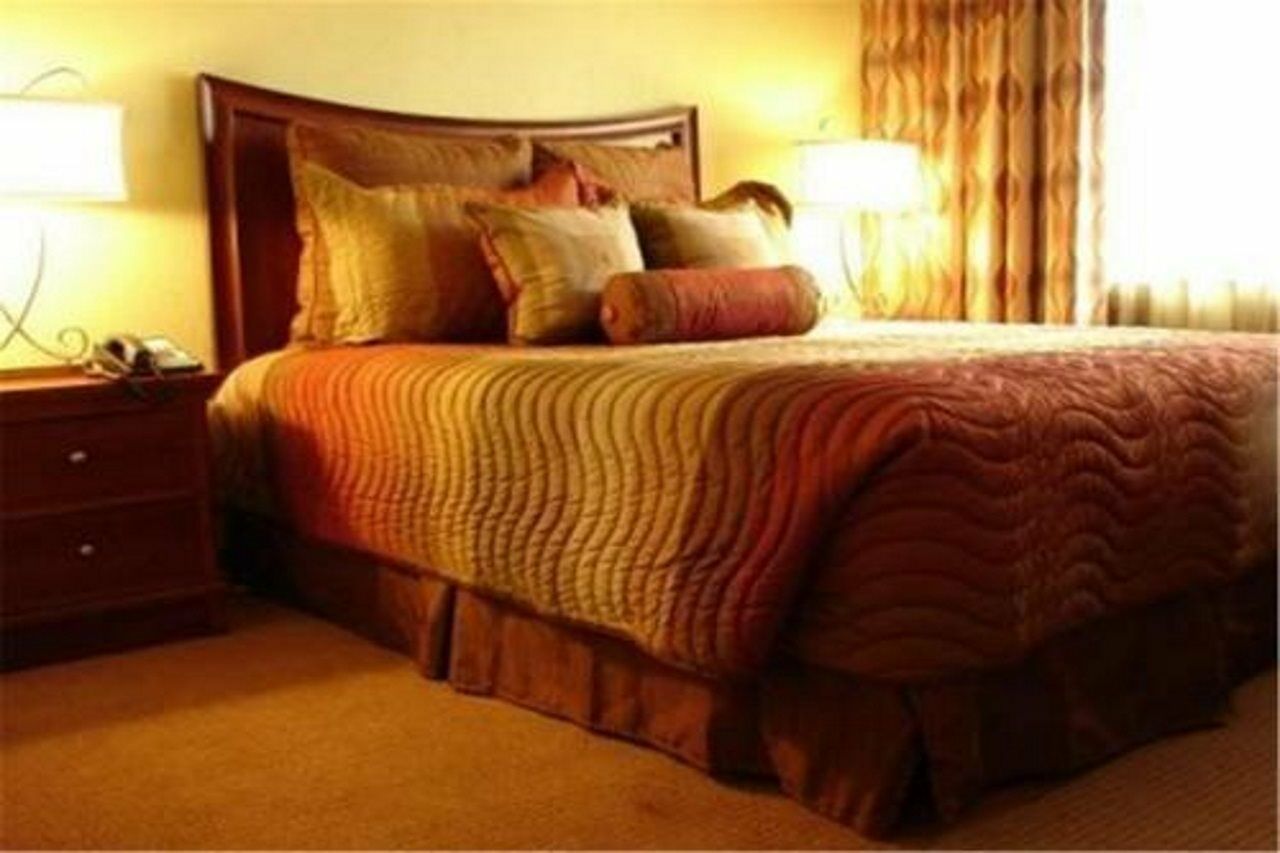 Away Inn Lauderdale-by-the-Sea Eksteriør billede